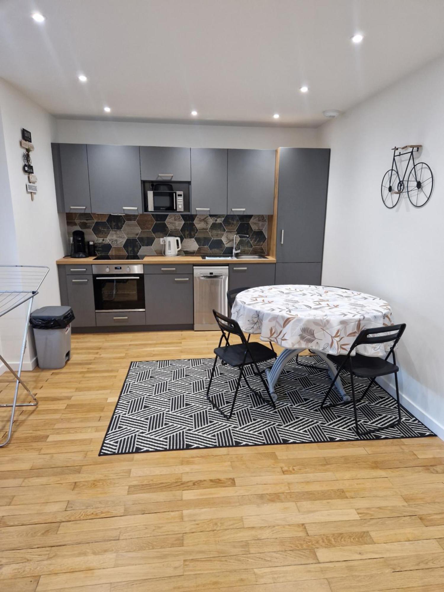 Appartement Cosy Neudorf Climatise Wifi 90M2 Strasburg Zewnętrze zdjęcie